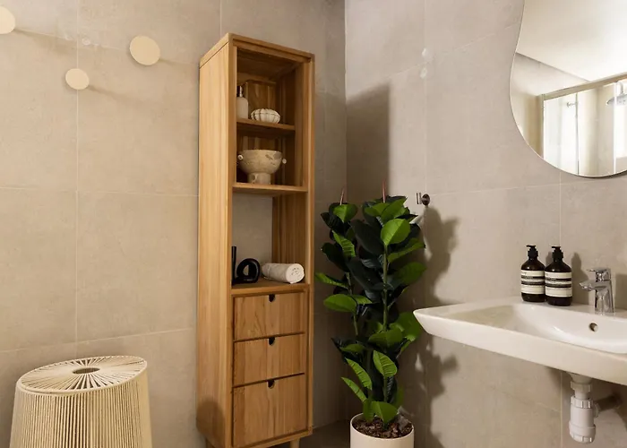 Champs Elysees - Ponthieu *