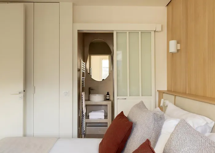 Champs Elysees - Ponthieu Appartement *