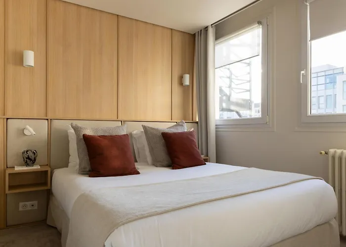 Champs Elysees - Ponthieu