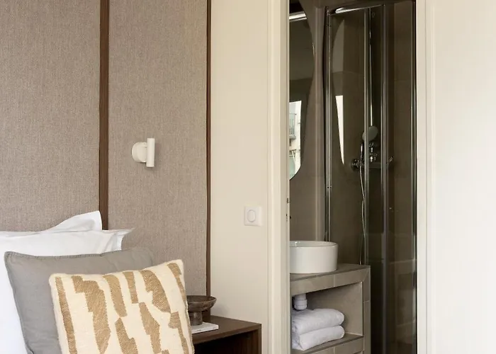 Champs Elysees - Ponthieu * Paris